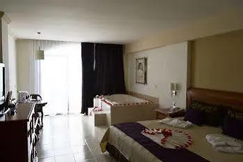 Hotel Golden Parnassus Adults Only Resort & Spa Cancun