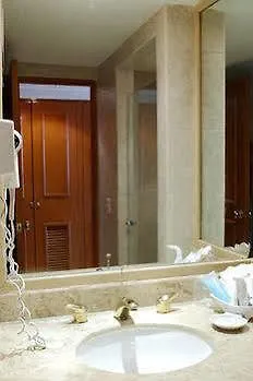 호텔 Golden Parnassus Adults Only Resort & Spa 칸쿤