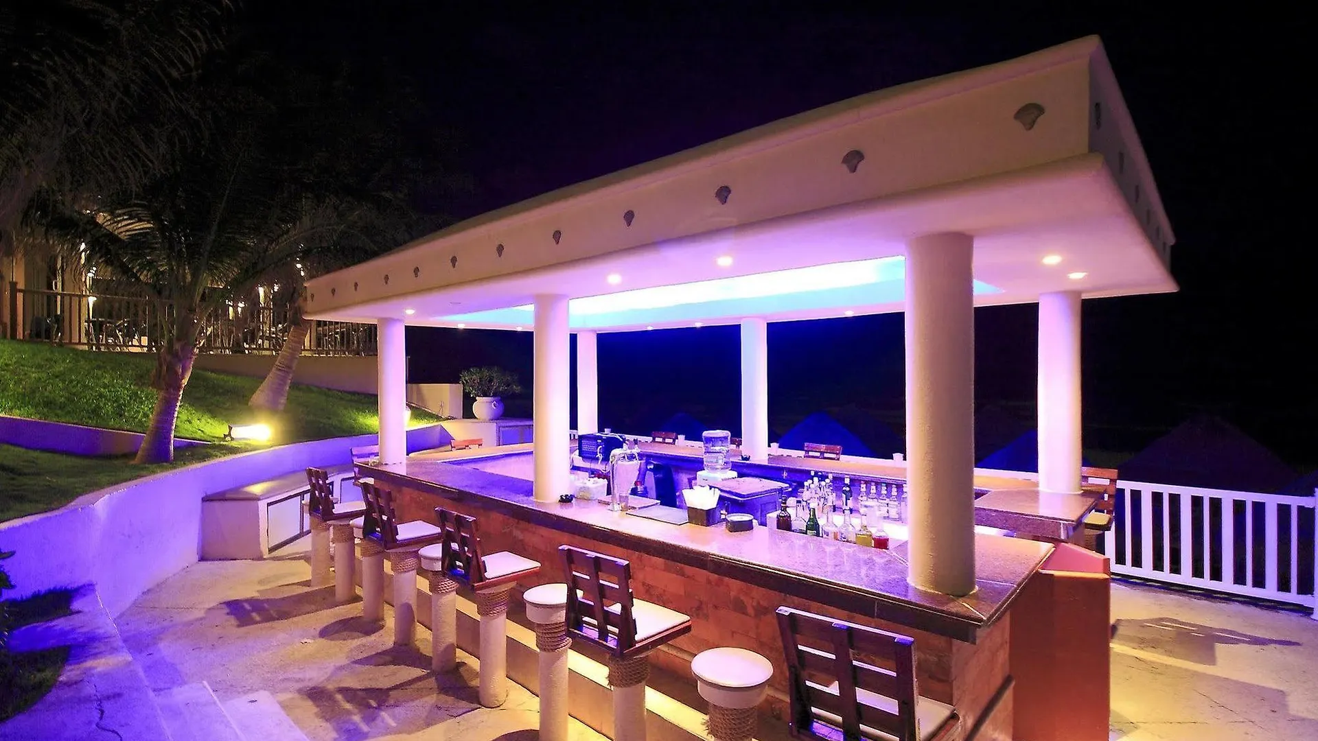 호텔 Golden Parnassus Adults Only Resort & Spa 칸쿤