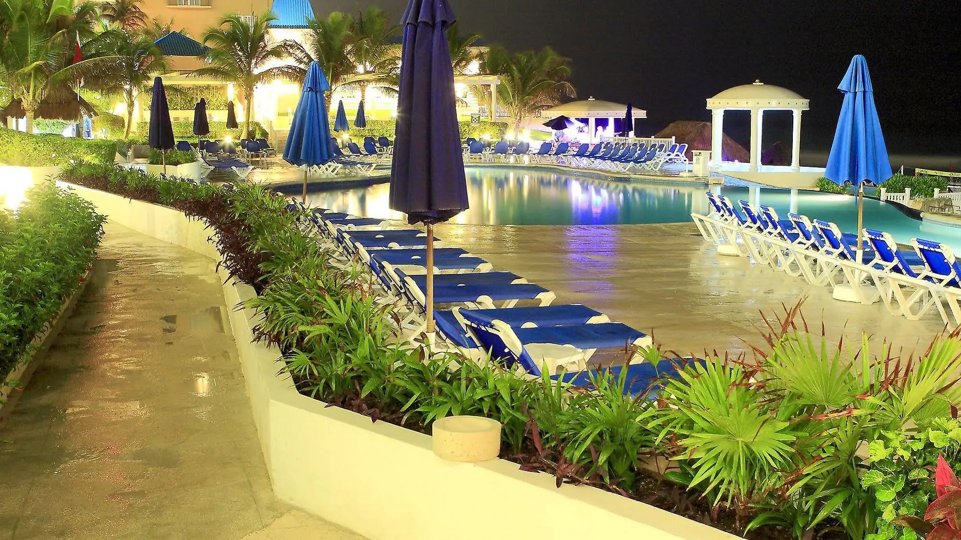 호텔 Golden Parnassus Adults Only Resort & Spa 칸쿤